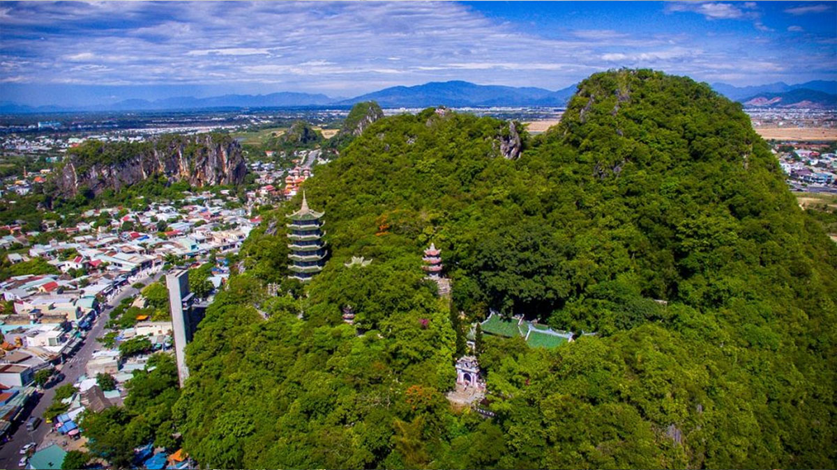 places to visit in da nang vietnam